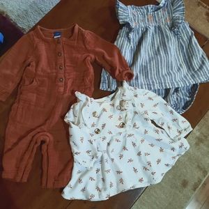 Baby girl 3-6 month bundle outfits